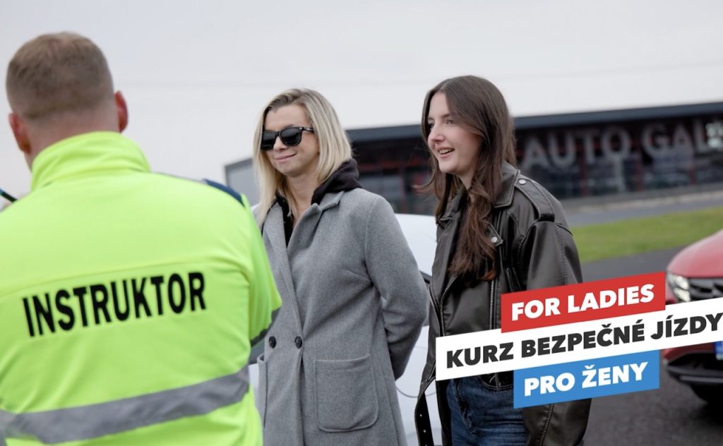 kurz For ladies: foto Autodrom Most