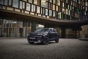 Avenger Black Edition: foto Jeep
