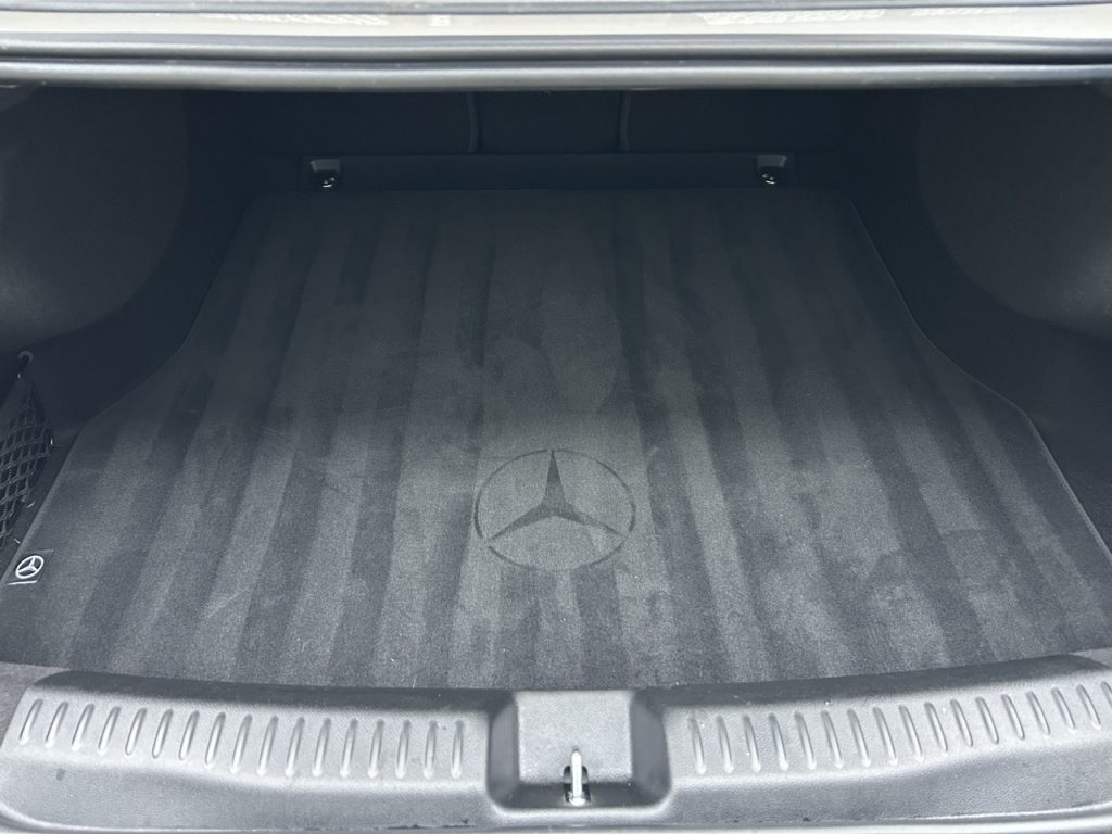 Test Mercedes-Benz CLA 250+: foto Žena v autě.cz