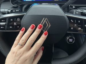 S Renaultem Espace na Kronplatz: Foto Žena v autě.cz