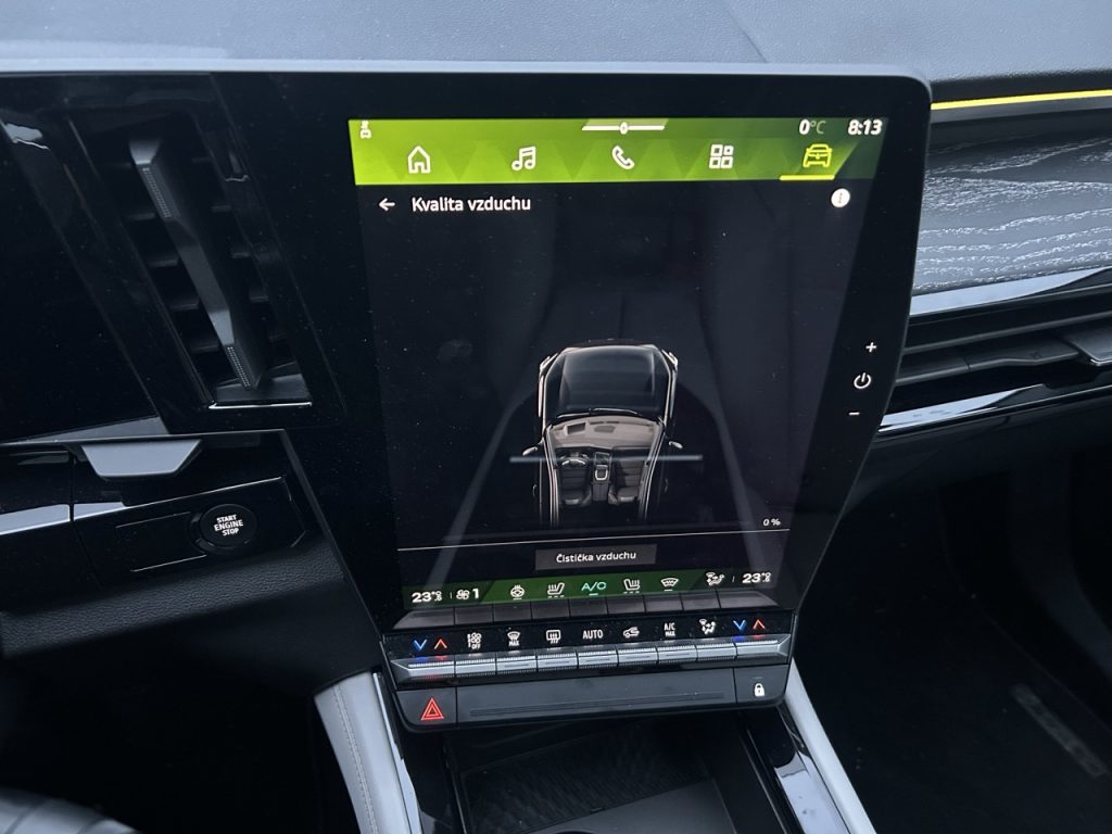 Kvalita vzduchu v Renault Espace: Foto Žena v autě.cz