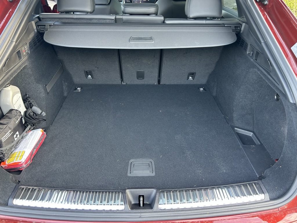 Test Audi SQ5: Foto Žena v autě.cz_9096 ve velké velikosti