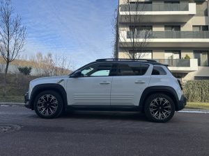 Test Renault 4: Foto Žena v autě.cz_1084 ve velké velikosti