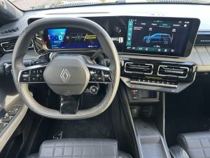 Test Renault 4: Foto Žena v autě.cz_1145 ve velké velikosti