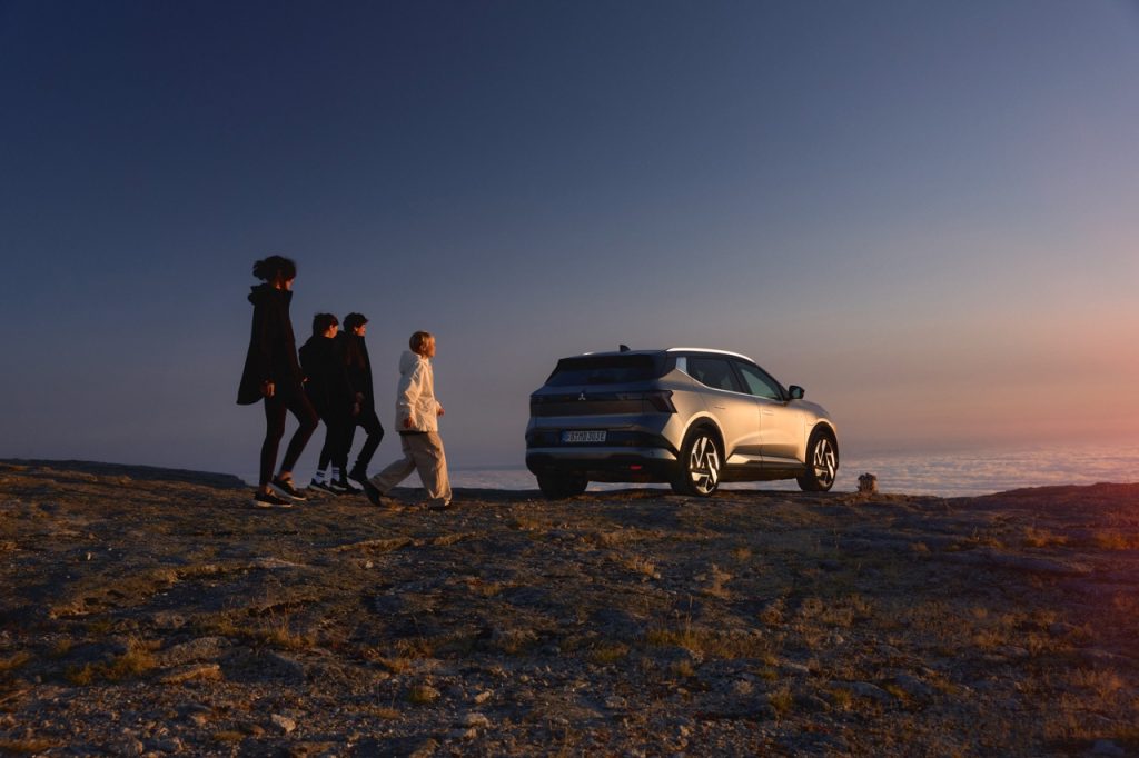 26MY_ECLIPSE_CROSS_BEV_HUMAN TOUCH_19 ve velké velikosti