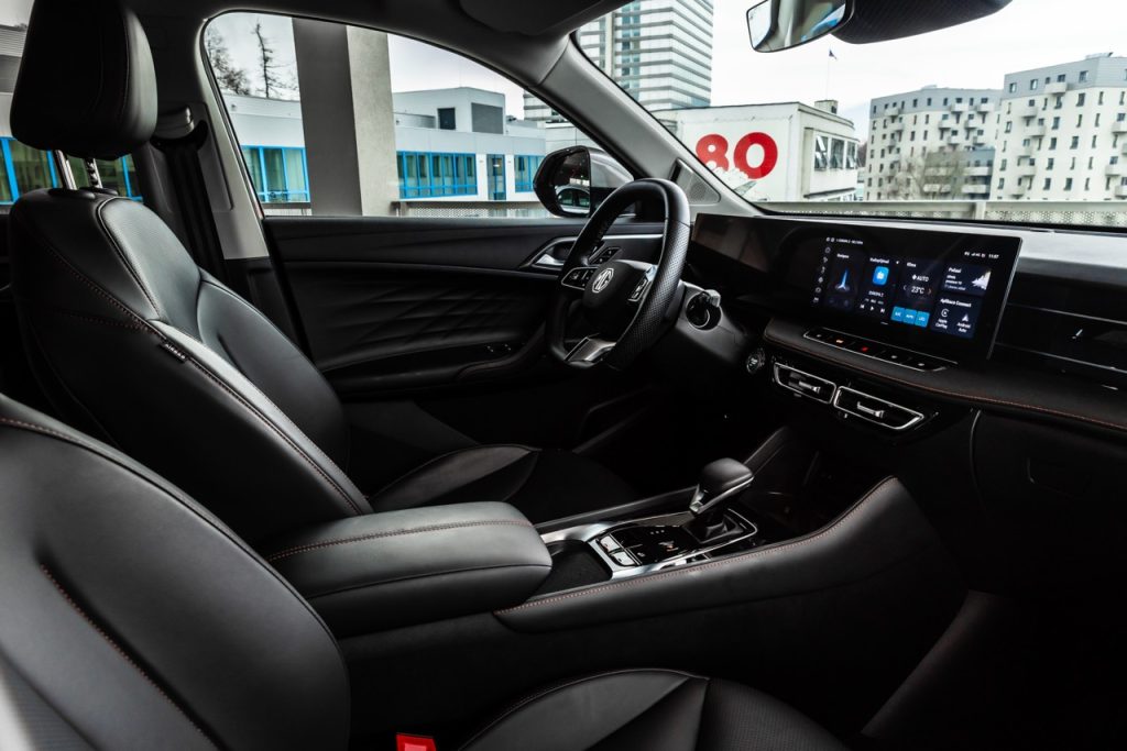 HS Hybrid: Foto MG_5817 ve velké velikosti