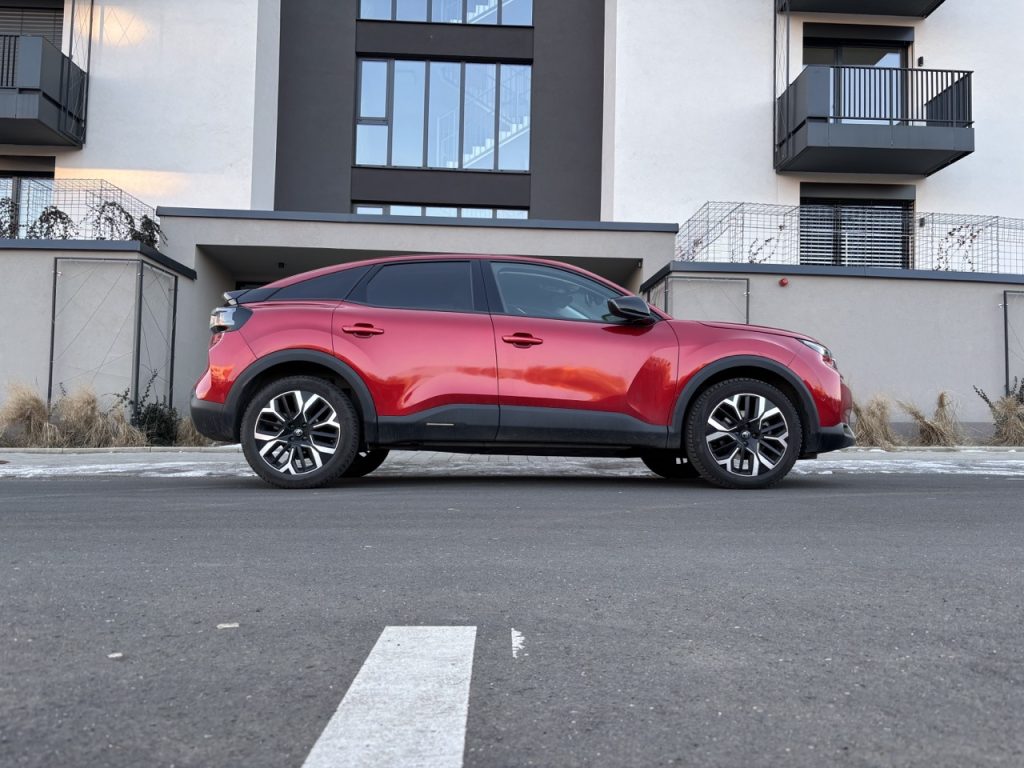 Test C4: Foto Žena v autě.cz_0238 ve velké velikosti