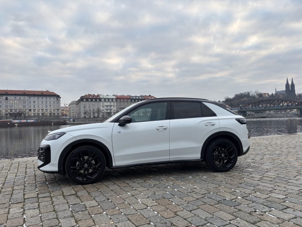 test T-Roc: foto Žena v autě.cz_0011 ve velké velikosti