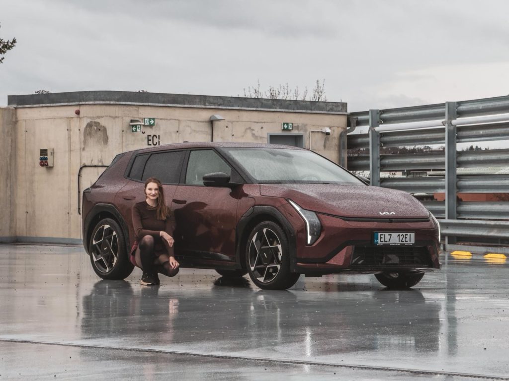 Auto mého srdce KIA EV4: foto Žena v autě.cz