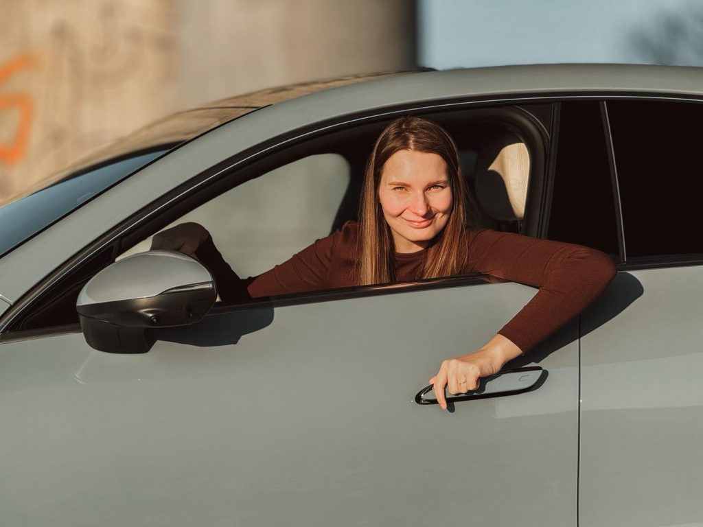 porotkyně Míša s CLA 250+: foto Žena v autě.cz