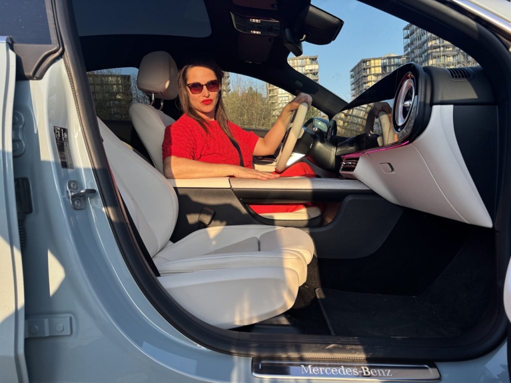 porotkyně Bára s CLA 250+: foto Žena v autě.cz