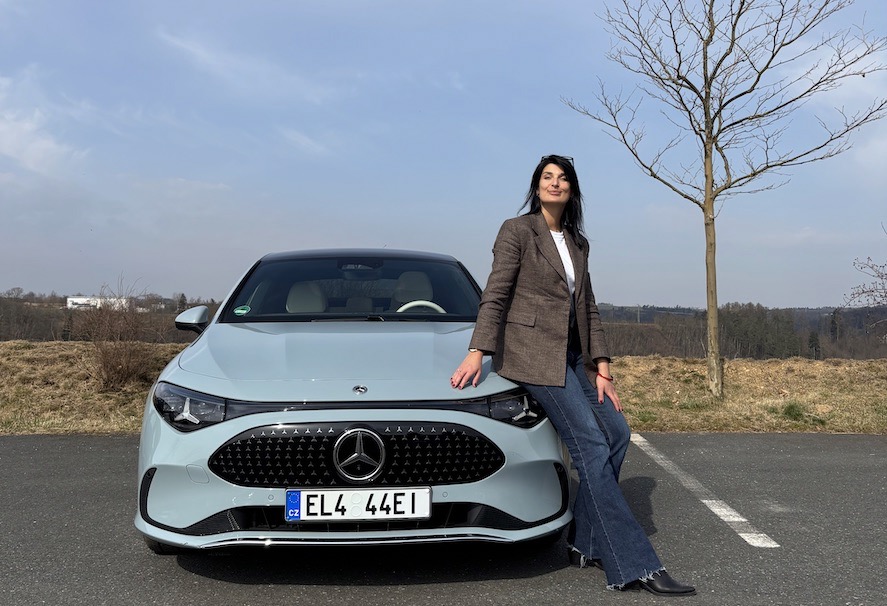 porotkyně Sabina a test CLA 250+: foto Žena v autě.cz