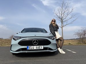 porotkyně Veronika a test CLA 250+: foto Žena v autě.cz
