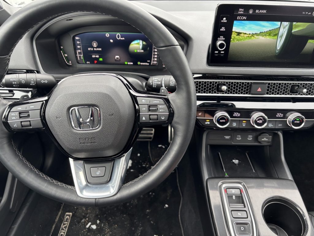 test Honda Civic: foto Žena v autě.cz_0622 ve velké velikosti