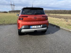 test Opel Frontera: foto Žena v autě.cz_5814 ve velké velikosti