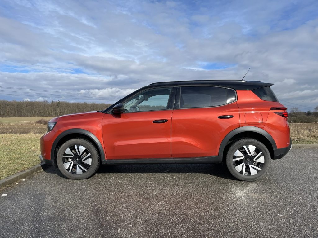 test Opel Frontera: foto Žena v autě.cz_5821 ve velké velikosti