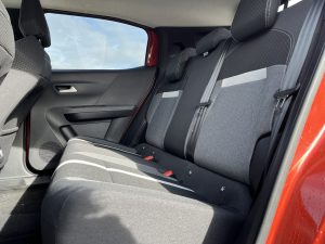 test Opel Frontera: foto Žena v autě.cz_5824 ve velké velikosti