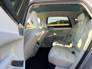 test Volvo ES90: foto Žena v autě.cz-6 ve velké velikosti