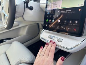 test Volvo ES90: foto Žena v autě.cz