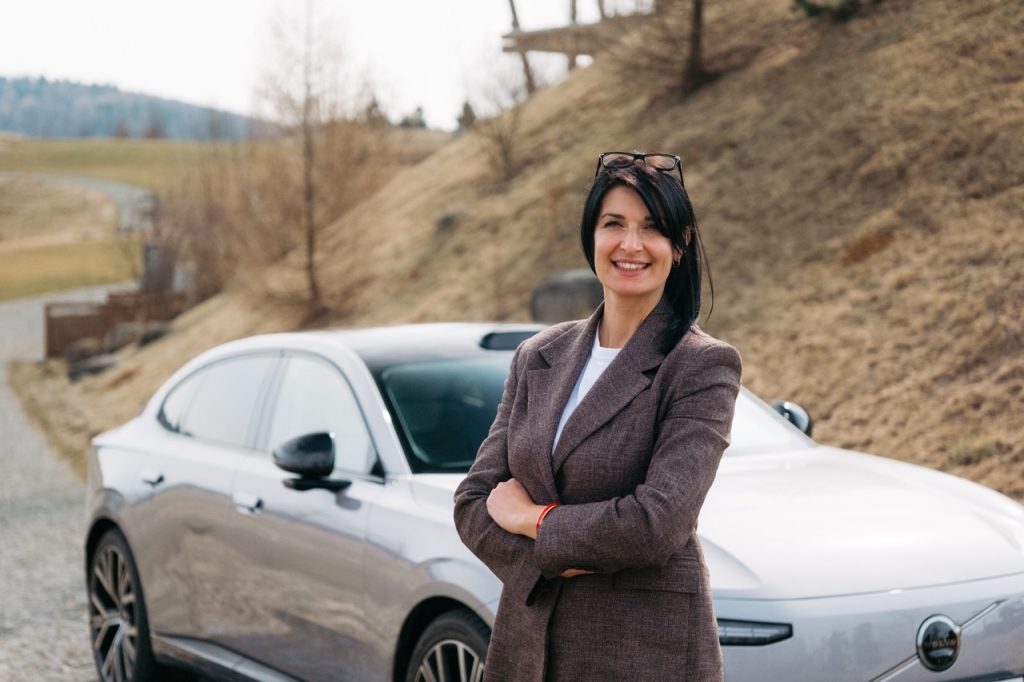 Sabina testuje Volvo ES90: foto Žena v autě.cz