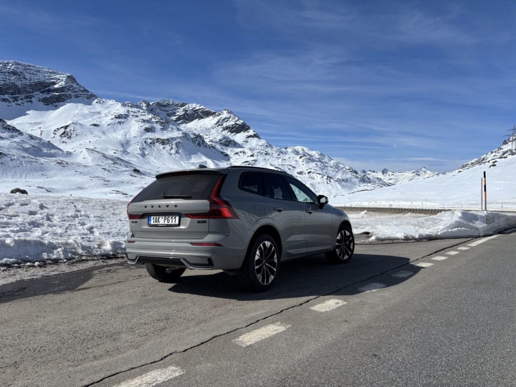 test Volvo XC60: foto Žena v autě.cz_0977 ve velké velikosti