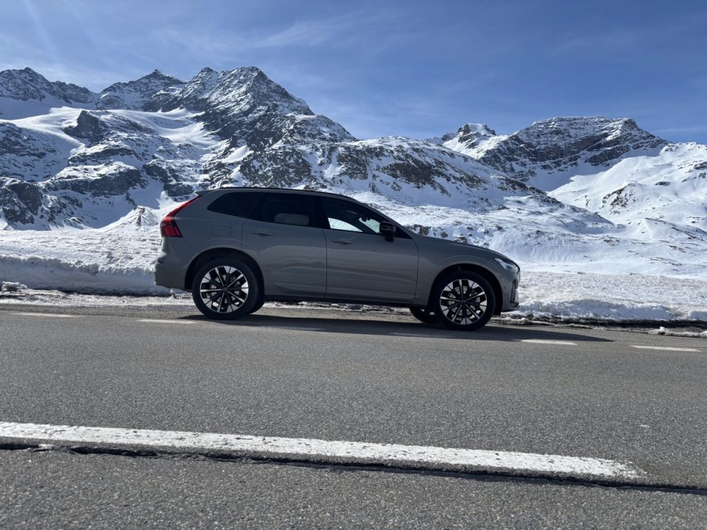 test Volvo XC60: foto Žena v autě.cz_0990 2 ve velké velikosti