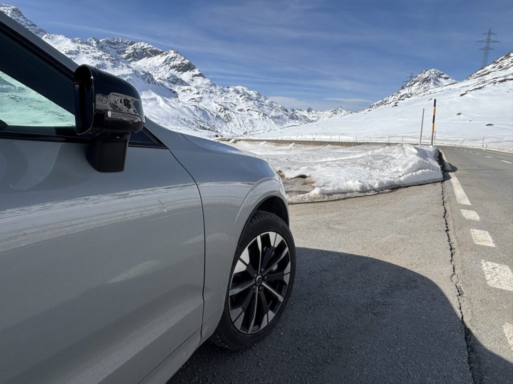 test Volvo XC60: foto Žena v autě.cz_1002 ve velké velikosti