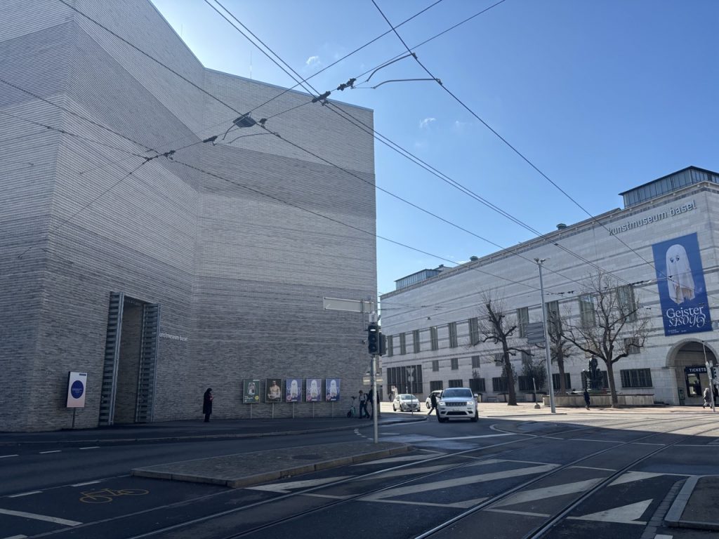 test Volvo XC60: foto Žena v autě.cz_1070 ve velké velikosti