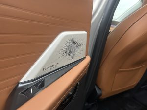 test DSNo8: foto Žena v autě.cz_0774 ve velké velikosti