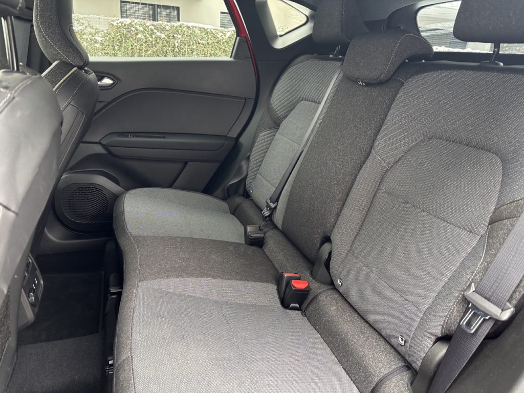 test Mitsubishi ASX foto Žena v autě.cz_0384 2 ve velké velikosti