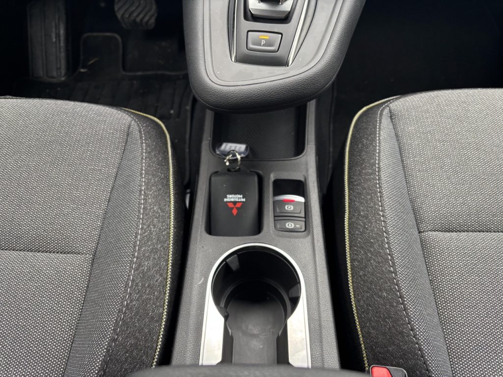 test Mitsubishi ASX foto Žena v autě.cz_0393 ve velké velikosti