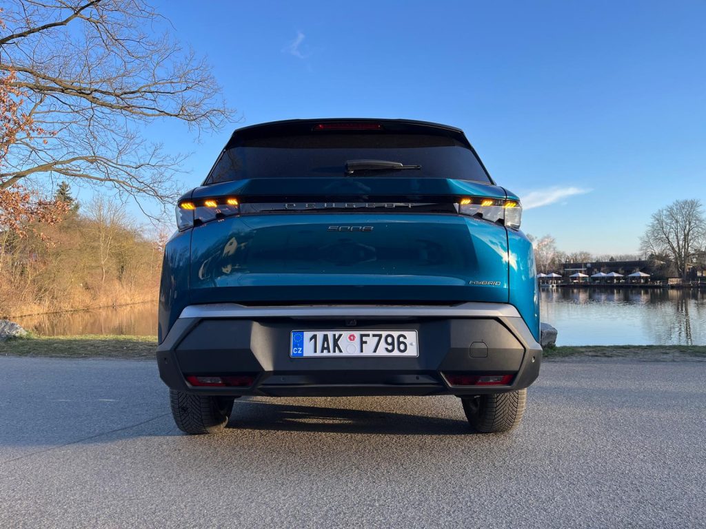 test Peugeot 5008: foto Žena v autě.cz-2026-05-04-16-48-33 14