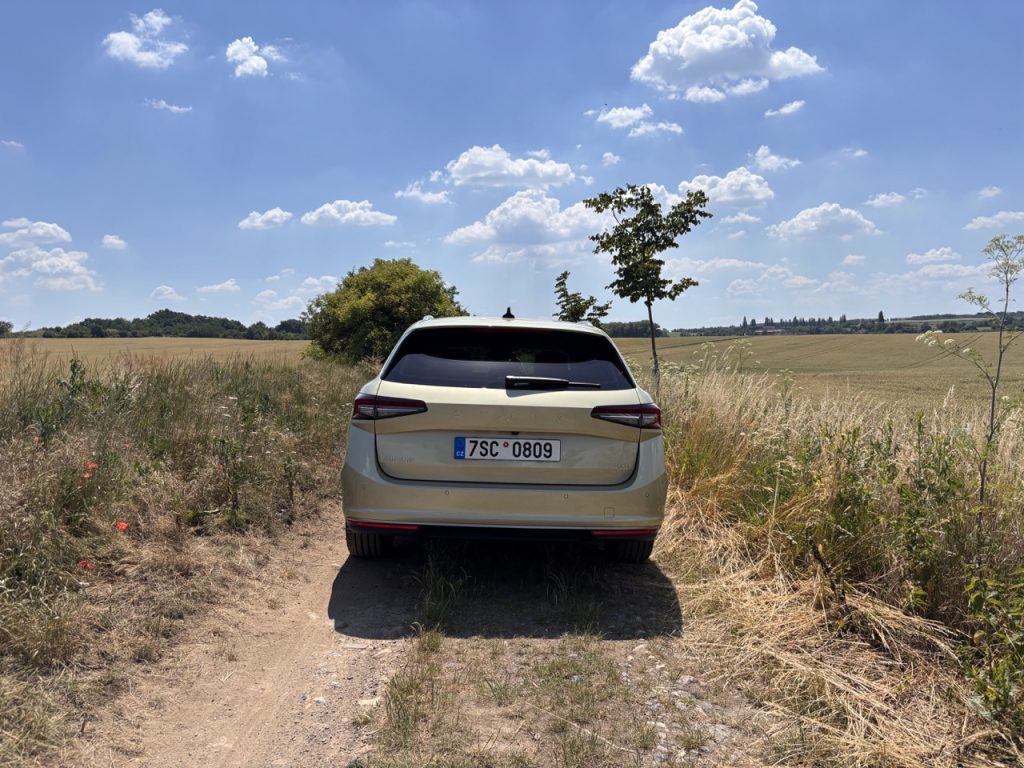 Škoda Superb 4x4: foto Žena v autě.cz