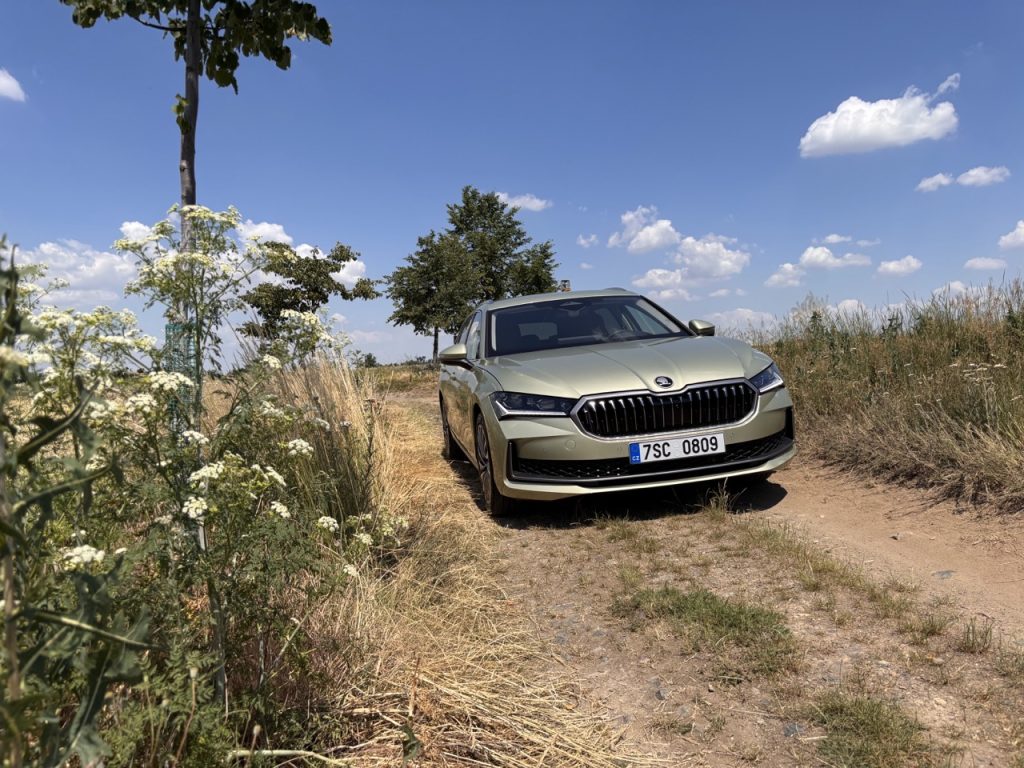 Škoda Superb 4x4: foto Žena v autě.cz
