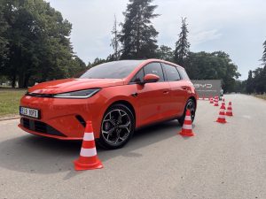 Obratný BYD DOLPHIN G: foto Žena v autě.cz