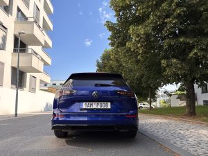 VW Golf Variant: foto Žena v autě.cz_4529 ve velké velikosti