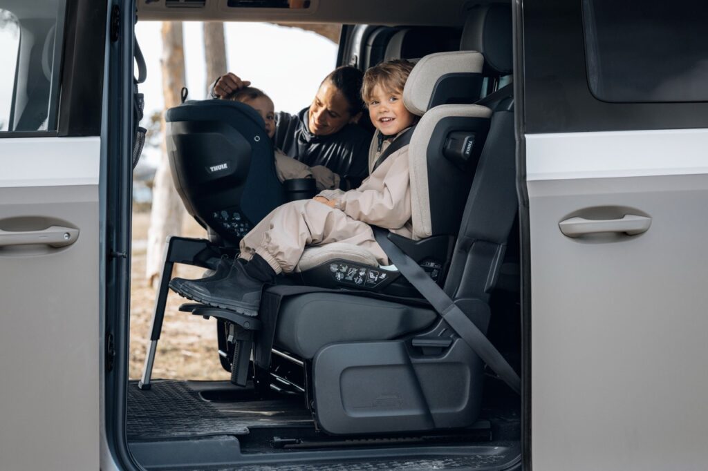 Autosedačka Elm Connect: foto Thule