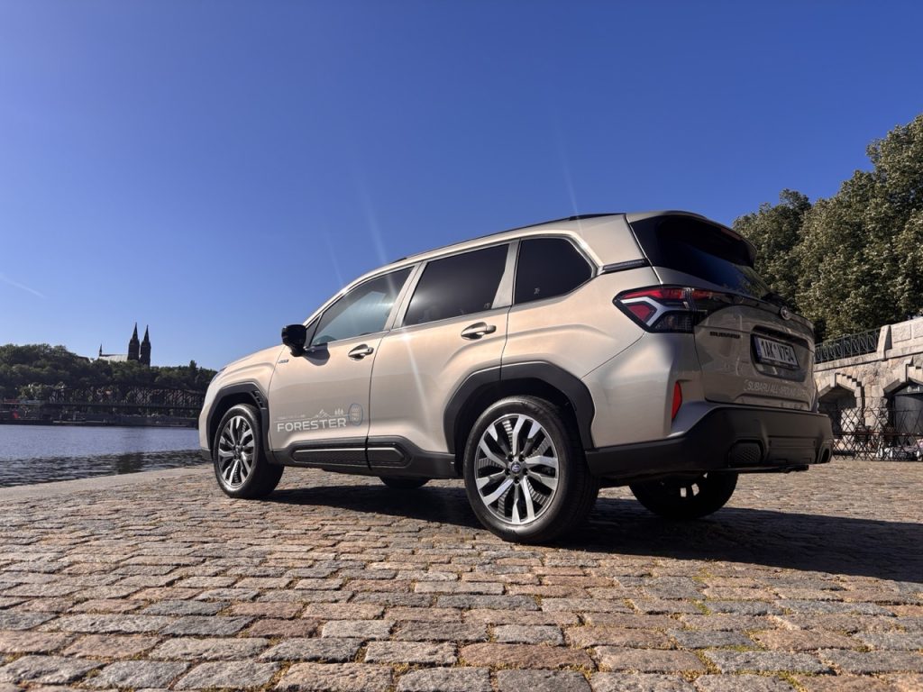 test Subaru Forester: foto Žena v autě.cz_3850 ve velké velikosti