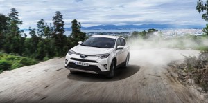 rav4-hybrid-ext-09